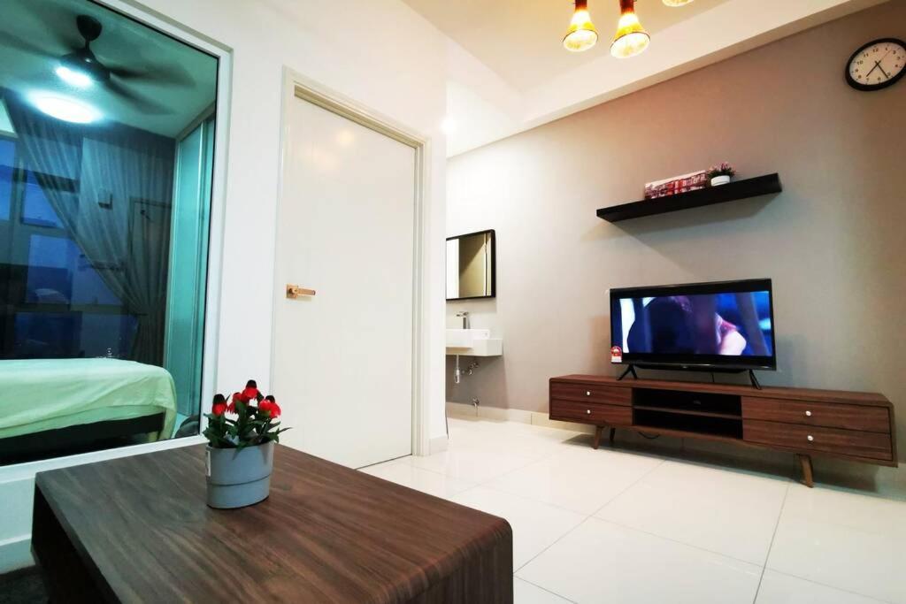 Happyhome @ Arte Mont Kiara Kuala Lumpur Hartamas Damansara Esterno foto